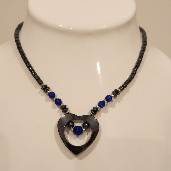 Jewelry - 4 FOR $15 NEW CONDITION HEMATITE AND RESIN NECKLACE